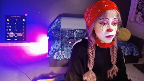 Ela  Help me reach 100 thumbs up online show from 03.08.25