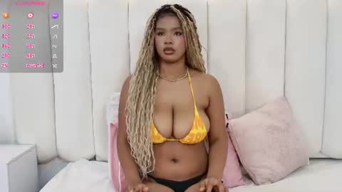 Snapshot of ela_ebony_ chatting on 07.11.26 ela_ebony_ online show from 07.11.26