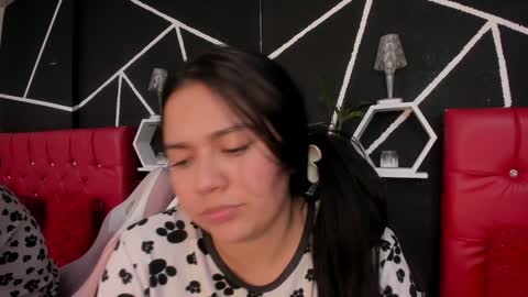 Ela online show from 02.04.25