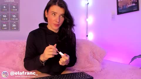 Snapshot of elaia_franc chatting on 02.10.26 Elaia franco online show from 02.10.26