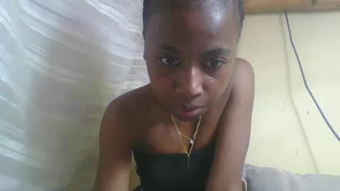 Snapshot of elalia1234 chatting on 09.20.25 elalia1234 online show from 09.20.25