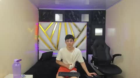 Elan Giralon online show from 02.20.26