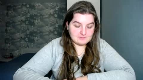 Elanis online show from 12.28.24