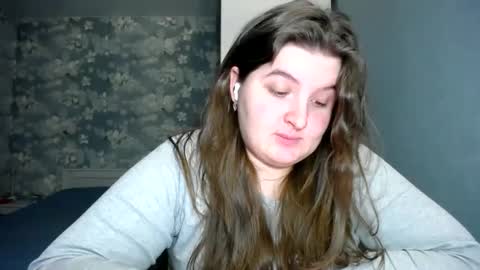 Elanis online show from 01.06.25