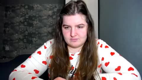 Elanis online show from 02.20.25