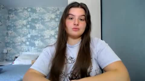 Elanis online show from 04.24.26