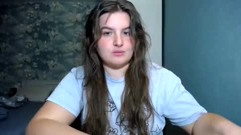 Snapshot of elanis_blair chatting on 05.16.26 Elanis online show from 05.16.26