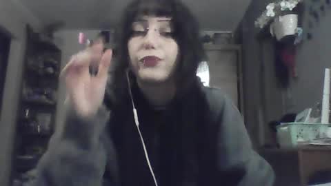 Snapshot of elaynetanton chatting on 05.18.26 Lia online show from 05.18.26