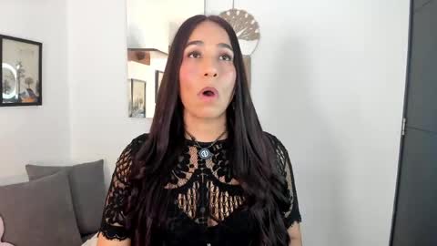 Snapshot of electra_hunt chatting on 05.05.26 Electra- Please help me reach 100 likes online show from 05.05.26