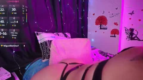 Snapshot of electra_queen1 chatting on 09.16.25  Electra  online show from 09.16.25