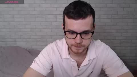 Snapshot of electric_smile chatting on 07.23.26 Alex online show from 07.23.26