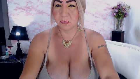 XIOMY   give LIKE on my page online show from 02.04.25