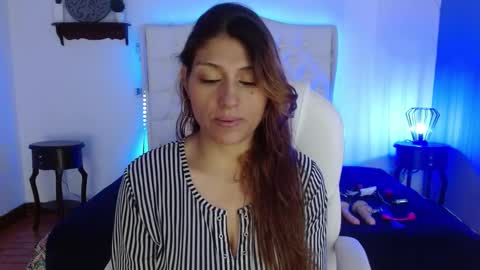 Elena online show from 12.30.24