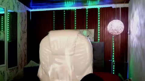 Elena online show from 02.04.26