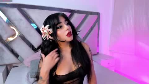 Snapshot of elena_tylor chatting on 06.30.26 elena_tylor online show from 06.30.26