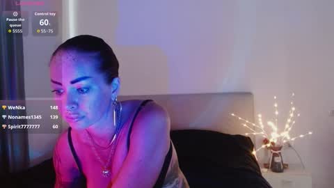 Elena online show from 10.26.25