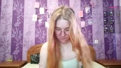 Snapshot of elenacastellani chatting on 02.23.26 Mia online show from 02.23.26