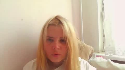 Snapshot of elenaflirt chatting on 04.29.26 Elena online show from 04.29.26