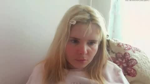 Snapshot of elenaflirt chatting on 05.11.26 Elena online show from 05.11.26