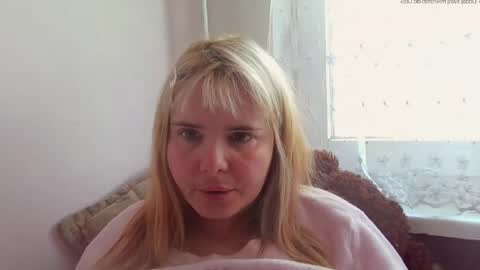 Snapshot of elenaflirt chatting on 05.14.26 Elena online show from 05.14.26