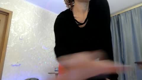 elenaza online show from 10.05.25