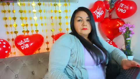 elenna_boobs_ online show from 09.09.25