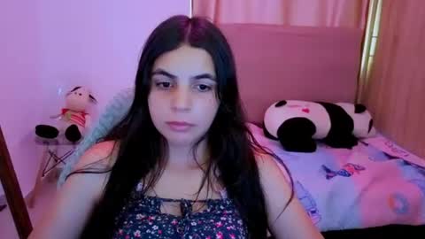 Snapshot of elenna_hotx chatting on 06.11.26 agnes online show from 06.11.26
