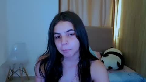 Snapshot of elenna_hotx chatting on 07.01.26 agnes online show from 07.01.26