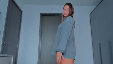 Eleonora online show from 02.06.25