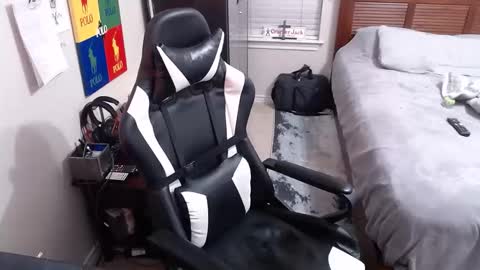 Walker online show from 10.13.25