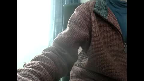 elfyonee online show from 02.07.25