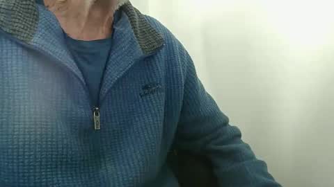 elfyonee online show from 10.15.25