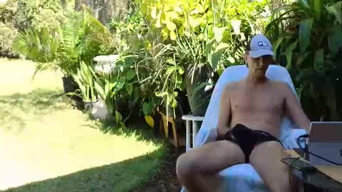 eliberator online show from 10.31.25