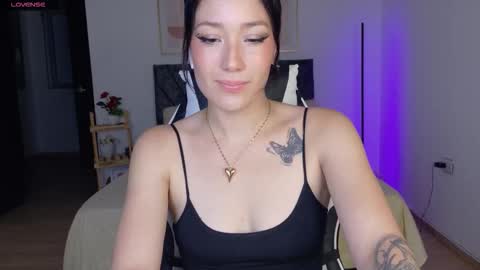 eliiih_ online show from 10.21.25