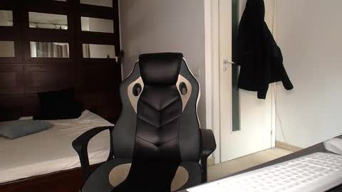 ElijahThorne online show from 02.20.26