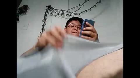 Snapshot of elimposstor chatting on 12.03.24 elimposstor online show from 12.03.24