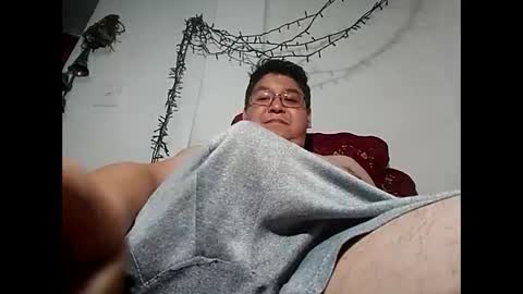 Snapshot of elimposstor chatting on 12.08.24 elimposstor online show from 12.08.24