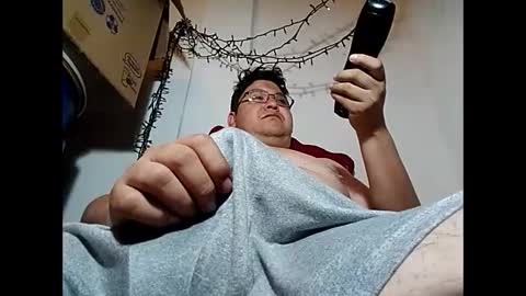 Snapshot of elimposstor chatting on 12.16.24 elimposstor online show from 12.16.24