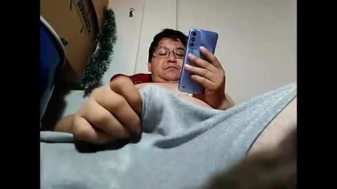 Snapshot of elimposstor chatting on 01.07.25 elimposstor online show from 01.07.25