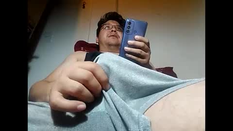 Snapshot of elimposstor chatting on 01.21.25 elimposstor online show from 01.21.25