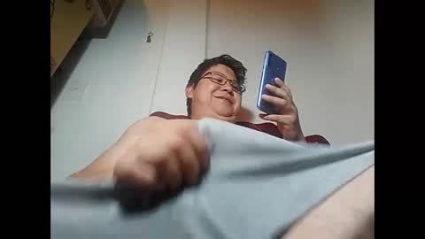 Snapshot of elimposstor chatting on 01.22.25 elimposstor online show from 01.22.25