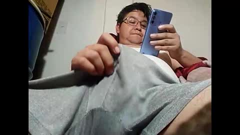 Snapshot of elimposstor chatting on 01.26.25 elimposstor online show from 01.26.25