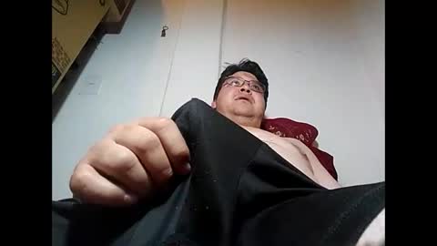 Snapshot of elimposstor chatting on 02.03.25 elimposstor online show from 02.03.25