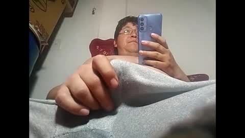 Snapshot of elimposstor chatting on 02.17.25 elimposstor online show from 02.17.25