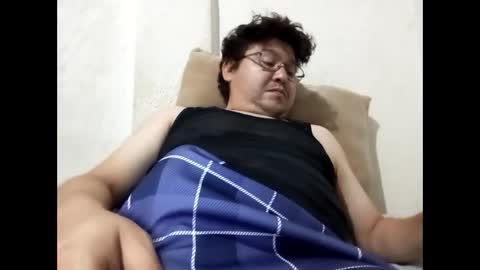 Snapshot of elimposstor chatting on 10.11.25 elimposstor online show from 10.11.25