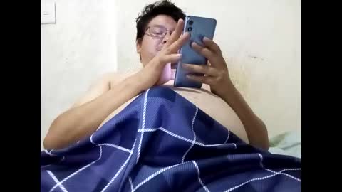 Snapshot of elimposstor chatting on 10.13.25 elimposstor online show from 10.13.25