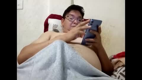 Snapshot of elimposstor chatting on 11.11.25 elimposstor online show from 11.11.25