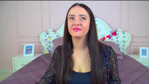 Snapshot of elinabellucci chatting on 02.16.26 ElinaBellucci online show from 02.16.26