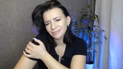 Snapshot of elinapretty chatting on 01.24.25 Elina online show from 01.24.25