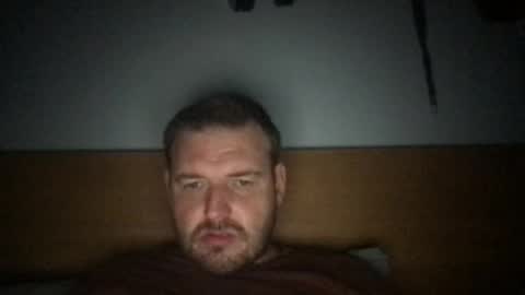 Snapshot of eliot26 chatting on 04.15.26 e26 online show from 04.15.26
